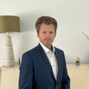 Sébastien VIOU Directeur Cybersécurité & Management Produits Cyber-Evangéliste Stormshield